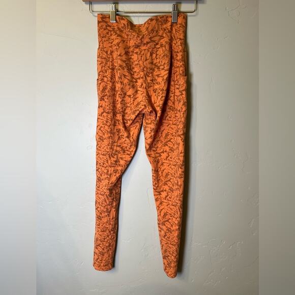 REI Co-op Women’s Take Your Time Printed 7/8 Leggings Size Small - Picture 3 of 4